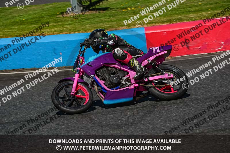 enduro digital images;event digital images;eventdigitalimages;mallory park;mallory park photographs;mallory park trackday;mallory park trackday photographs;no limits trackdays;peter wileman photography;racing digital images;trackday digital images;trackday photos